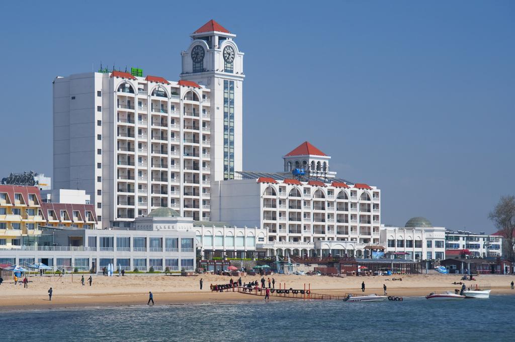 Holiday Inn Sea View Qinhuangdao Exterior foto